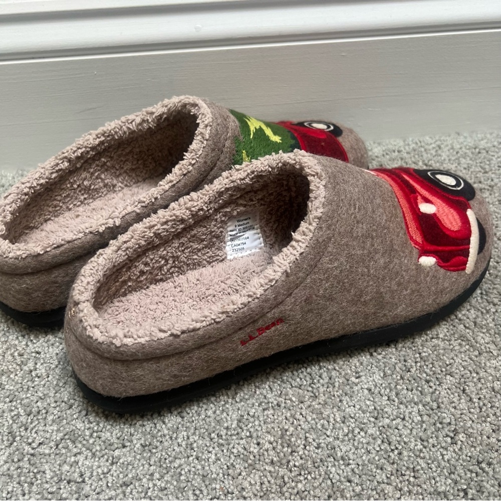 L.L. Bean Tan Felt Mules with Red Truck and Green Tree Appliqué - Picture 2 of 5
